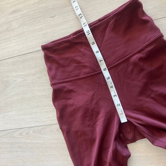 Lululemon women’s boot cut leggings size 4 - Picture 5 of 9